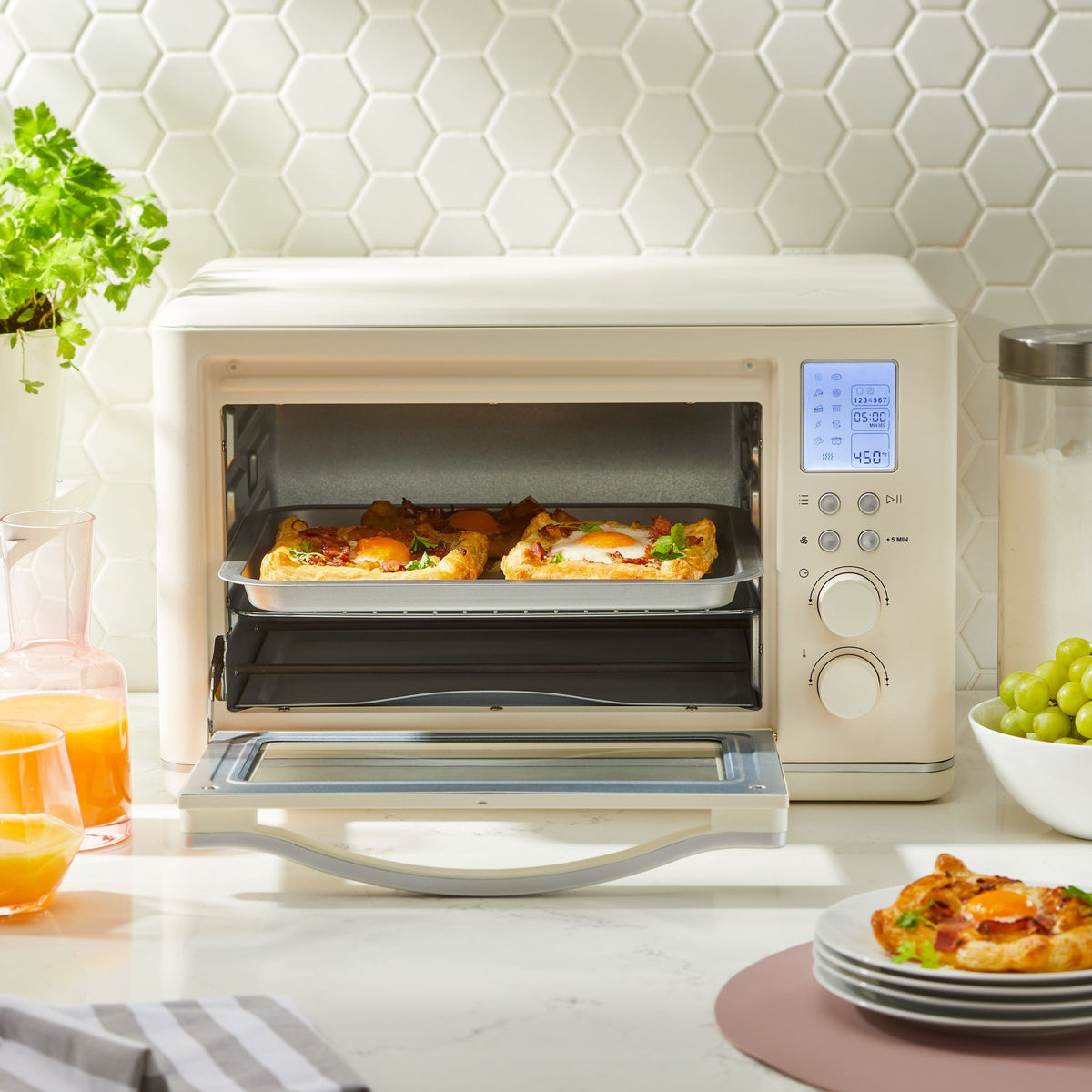 Vida by PADERNO Digital Multi-Functional Air Fryer Toaster Oven with 11 Pre-Set Functions, Shortbread, 6-Slices